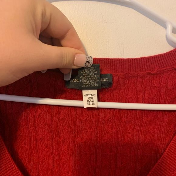 Banana Republic red formed long sleeved pullover - Picture 4 of 5